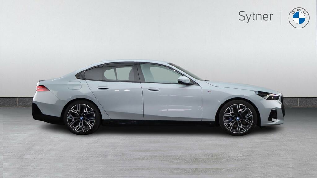 BMW i5 250Kw Edrive40 M Sport Pro 84Kwh Tech Grey #3