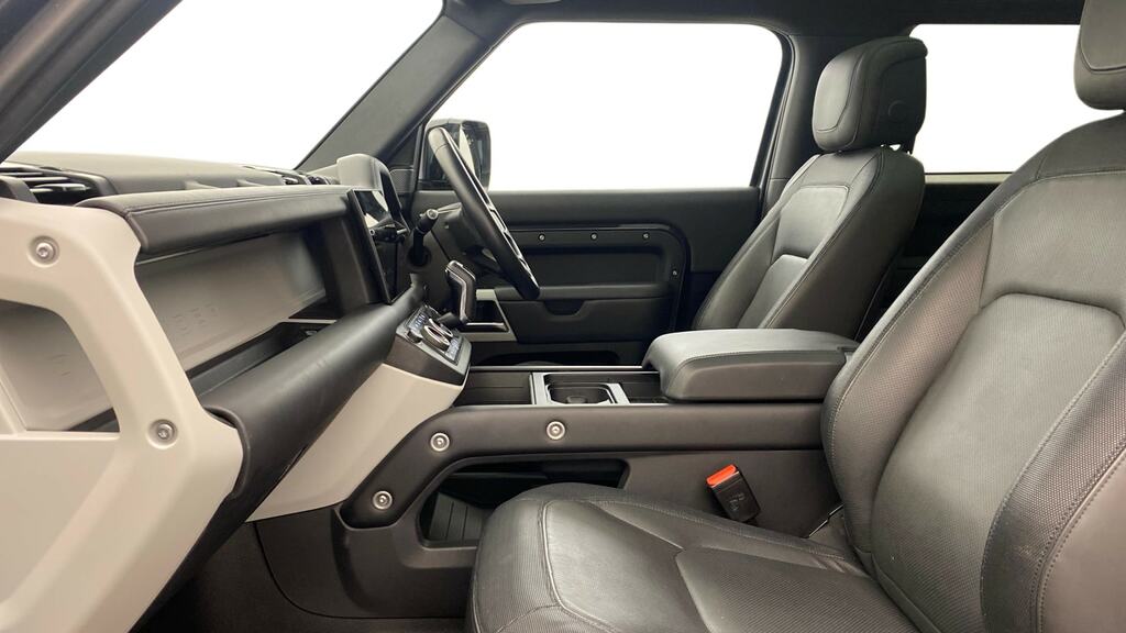 Land Rover Defender 90 3.0 D250 X-dynamic Hse 90 Grey #3
