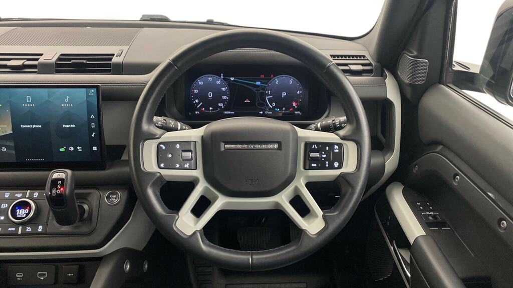 Land Rover Defender 90 3.0 D250 X-dynamic Hse 90 Grey #15