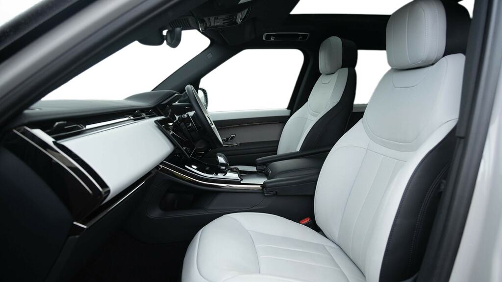 Land Rover Range Rover Sport 3.0 D300 Dynamic Se Grey #3