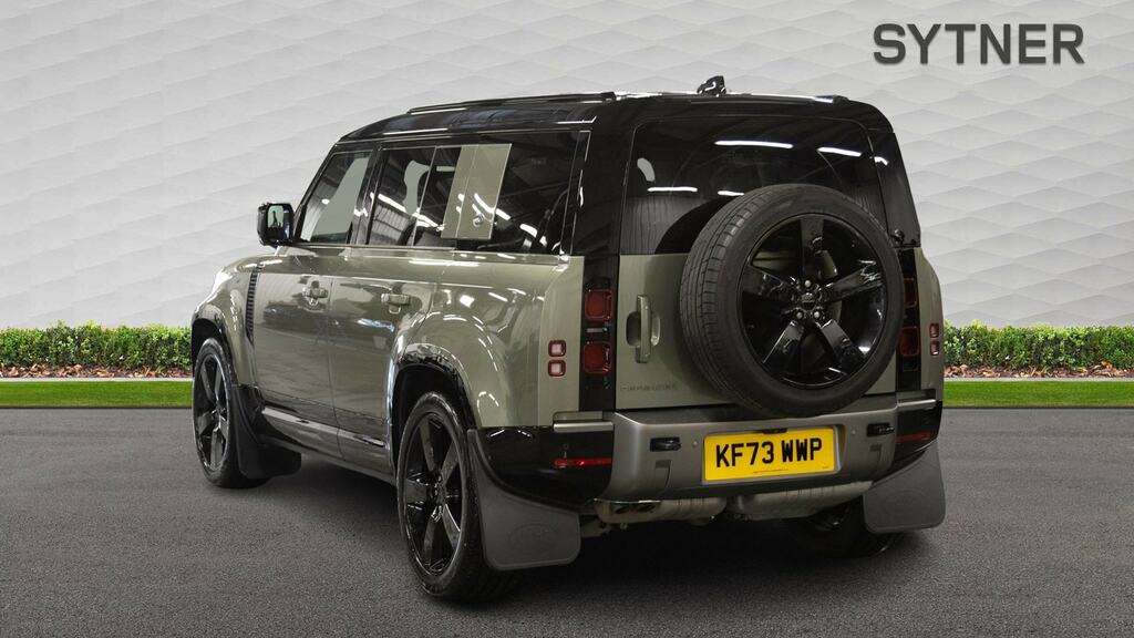 Land Rover Defender 110 3.0 D250 X-dynamic Se 110 KF73WWP Green #2