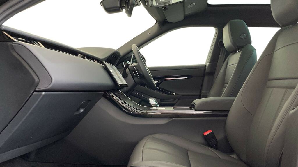 Land Rover Range Rover Evoque 2.0 D200 Edition YP75RBZ Black #3
