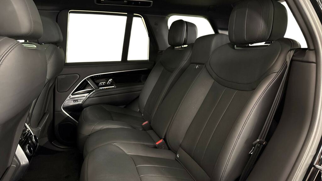 Land Rover Range Rover 3.0 P400 LL72TGE Black #4