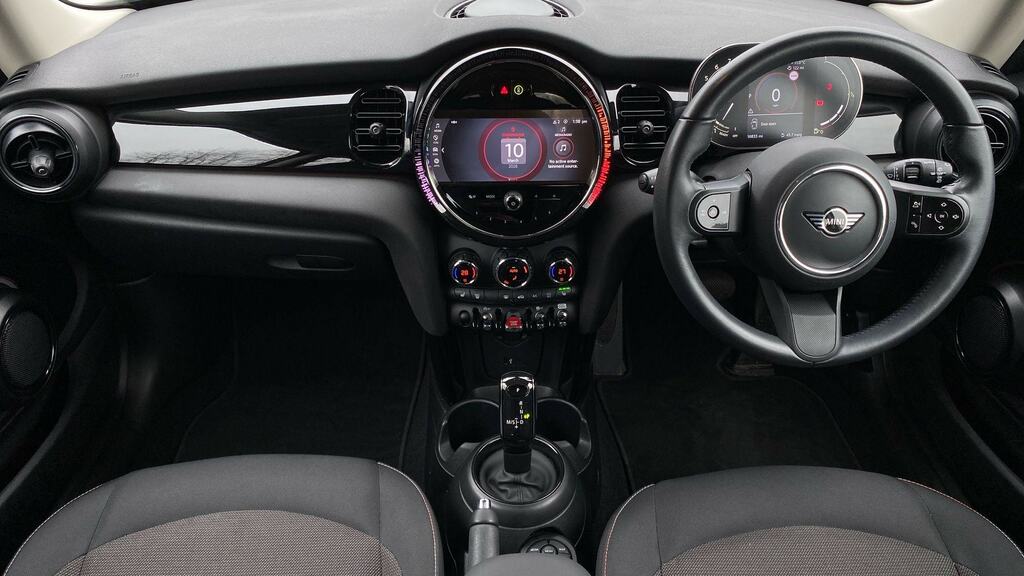 Mini Hatch 1.5 Cooper Classic Premium CU73KPR Silver #4