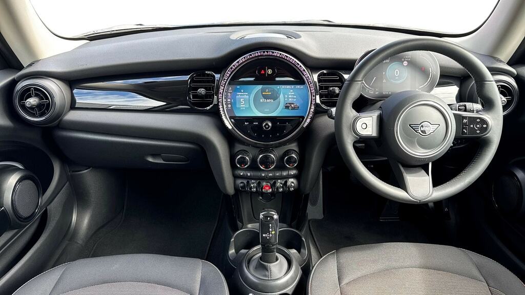 Mini Hatch 1.5 Cooper Classic Premium DX73MVV Silver #4