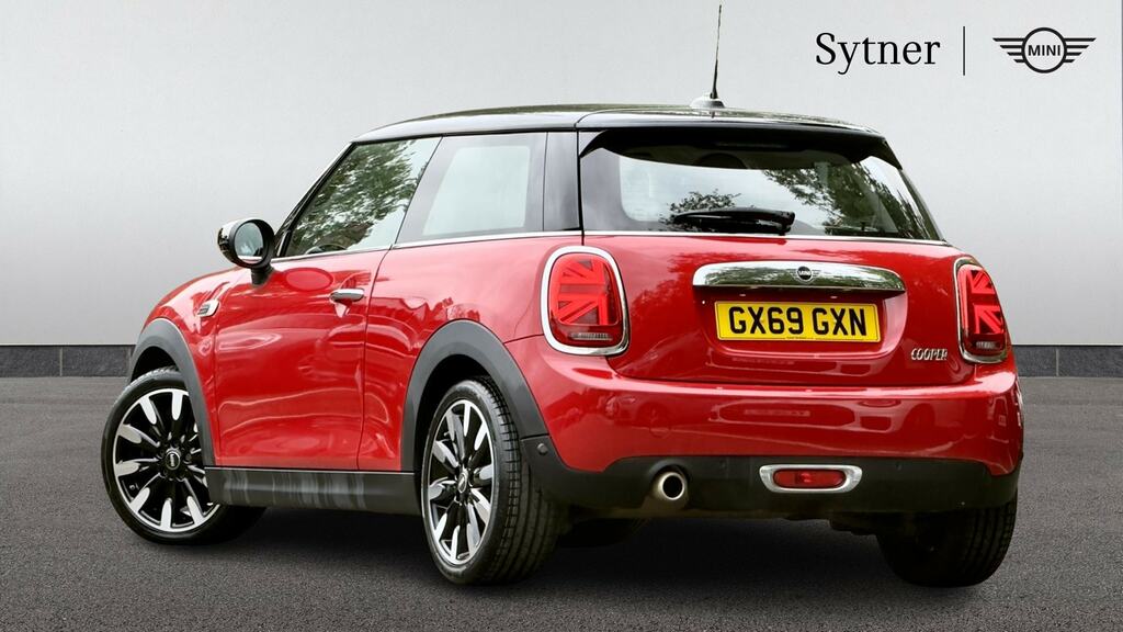 Mini Hatch 1.5 Cooper Exclusive II Comfortnav Pck Red #2