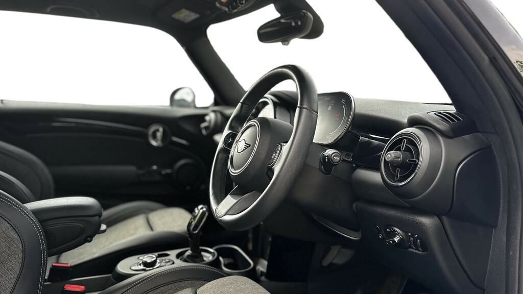 Mini Electric 135Kw Cooper S Level 2 33Kwh Black #6