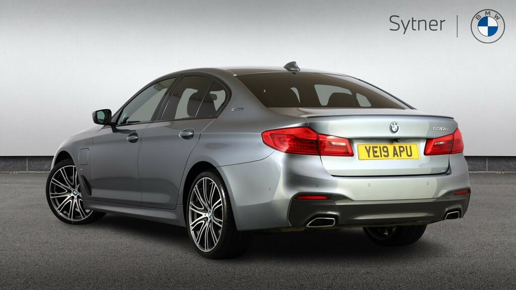 BMW 5 Series 530E M Sport Blue #2