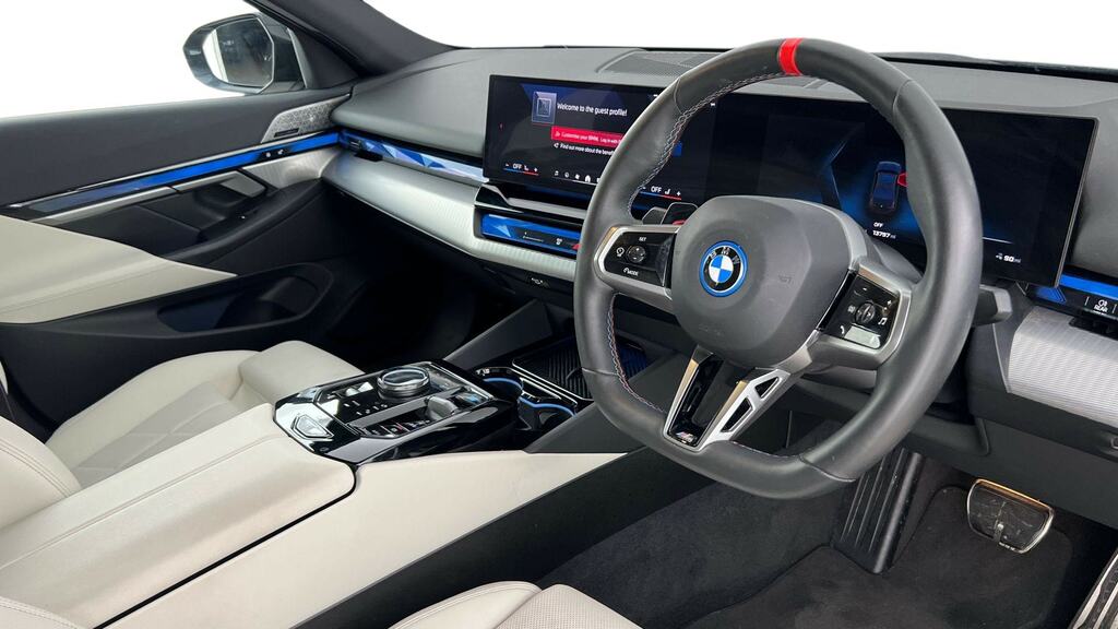 BMW i5 442Kw M60 Xdrive 84Kwh Grey #6