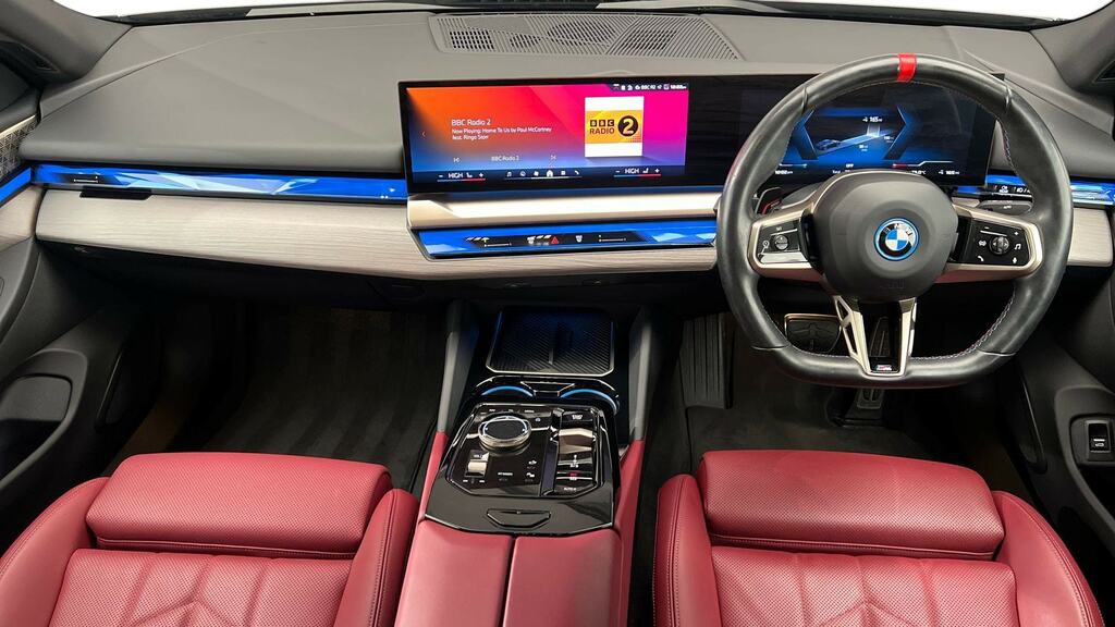 BMW i5 442Kw M60 Xdrive 84Kwh Black #4