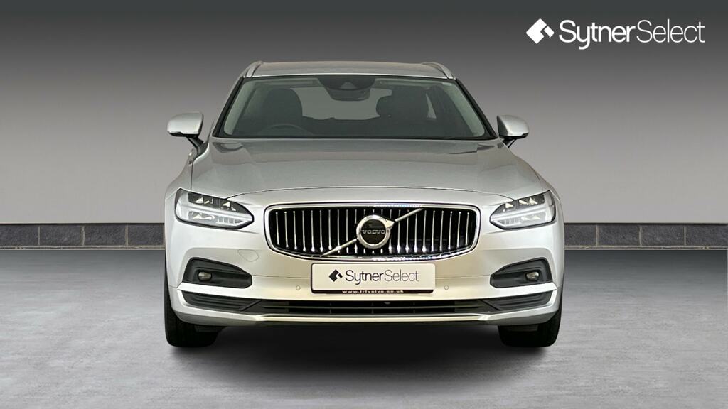 Volvo V90 2.0 B4d Momentum Silver #4