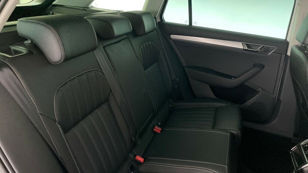 Skoda Superb Superb 2.0 Tdi Se Technology Estate Dsg Grey #12