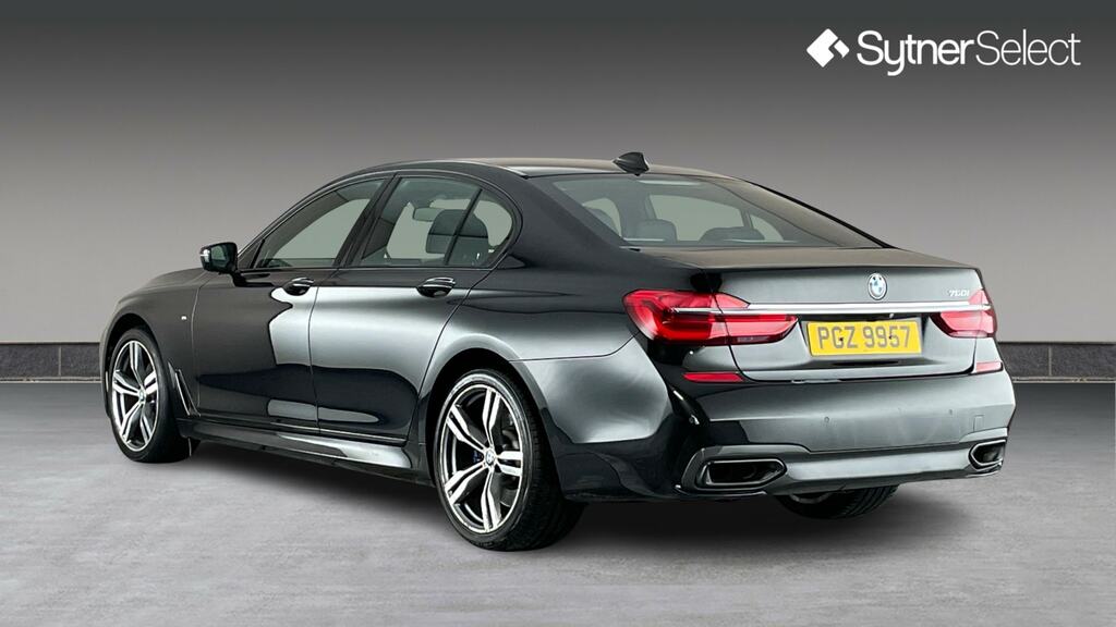 BMW 7 Series 750I M Sport Black #2