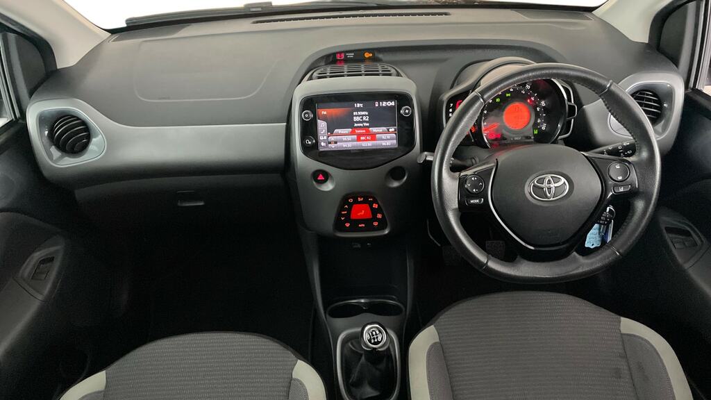 Toyota Aygo 1.0 Vvt-i X-trend Tss DL21YVN Silver #6