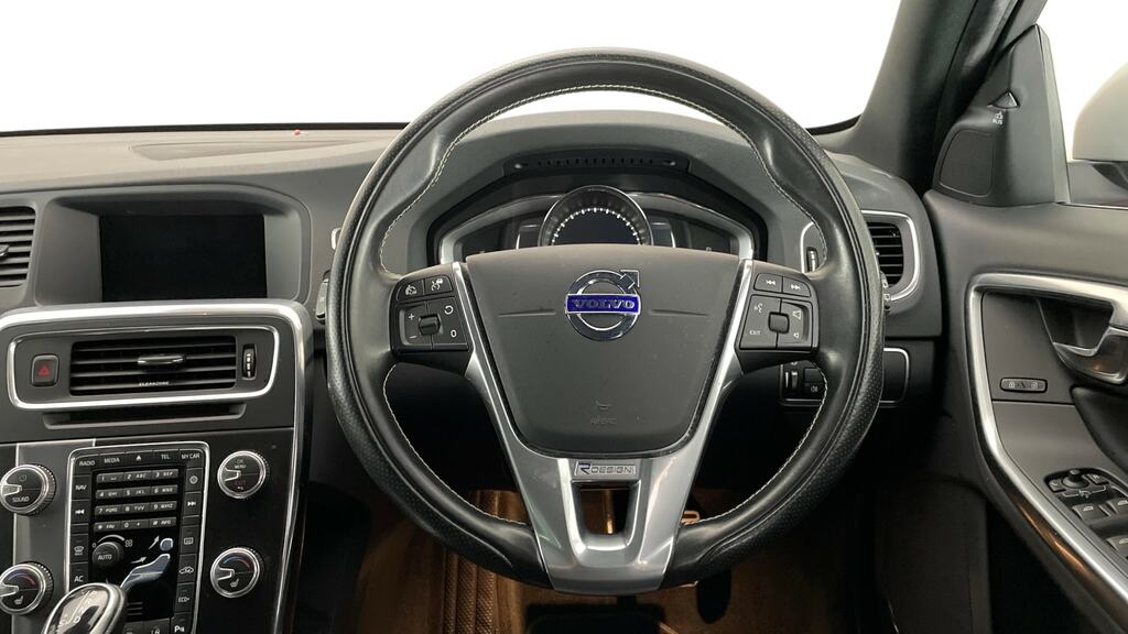 Volvo V60 2.0 D4 R-design Nav 188 Bhp Black #8