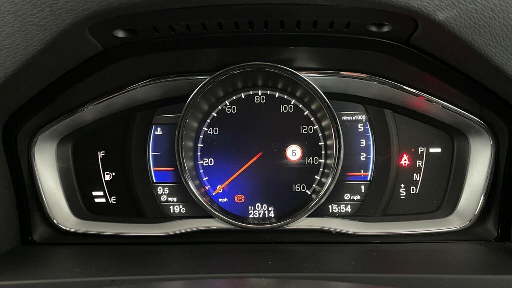 Volvo V60 2.0 D4 R-design Nav 188 Bhp Black #13