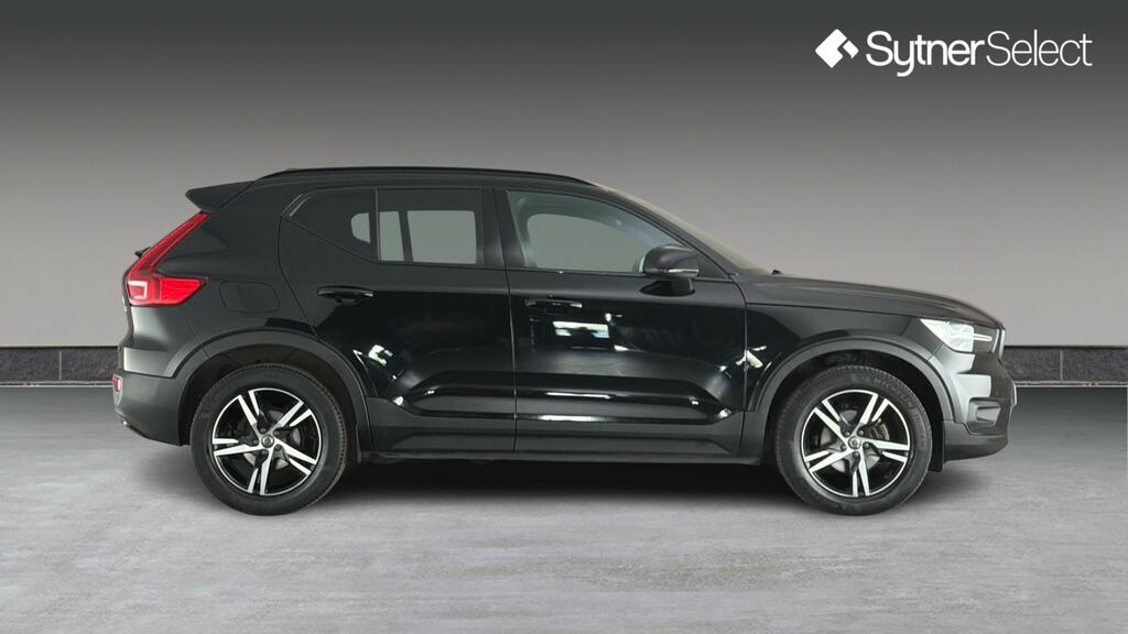 Volvo XC40 1.5 T3 163 R Design BG70DBV Black #3