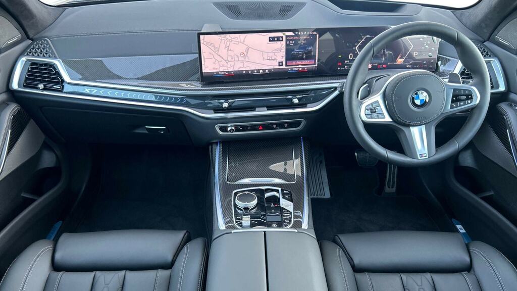 BMW X7 Xdrive40d Mht M Sport Step Black #4