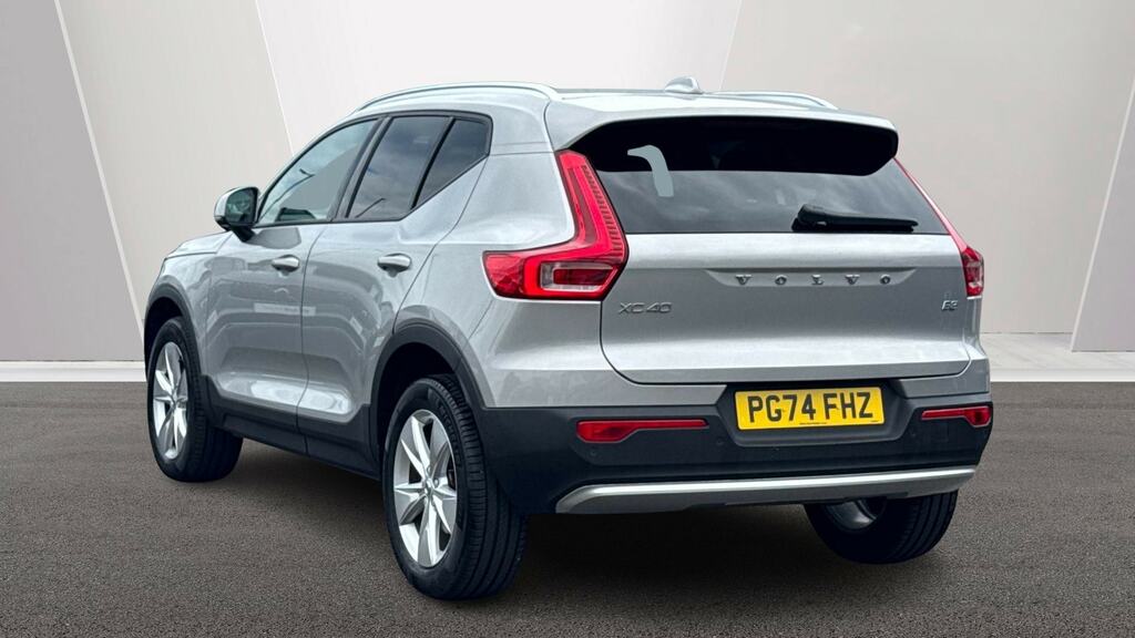 Volvo XC40 2.0 B3p Core PG74FHZ Silver #2