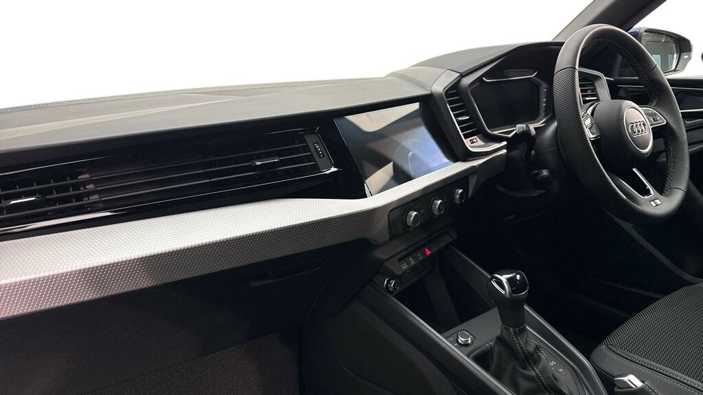 Audi A1 35 Tfsi S Line S Tronic YB26GYO Blue #2