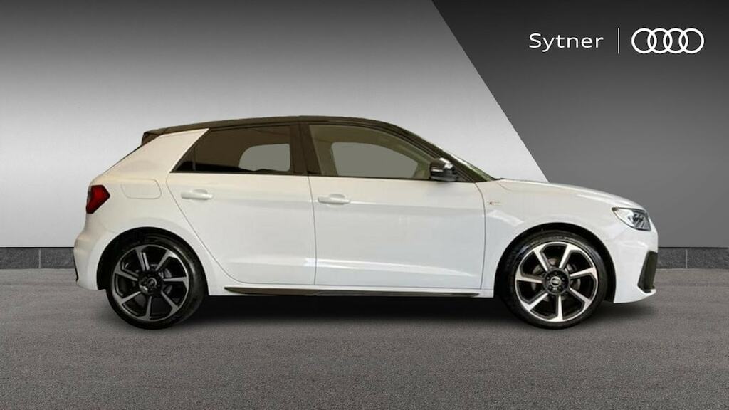 Audi A1 30 Tfsi 110 Black Edition Tech Pack YF71KHA White #4