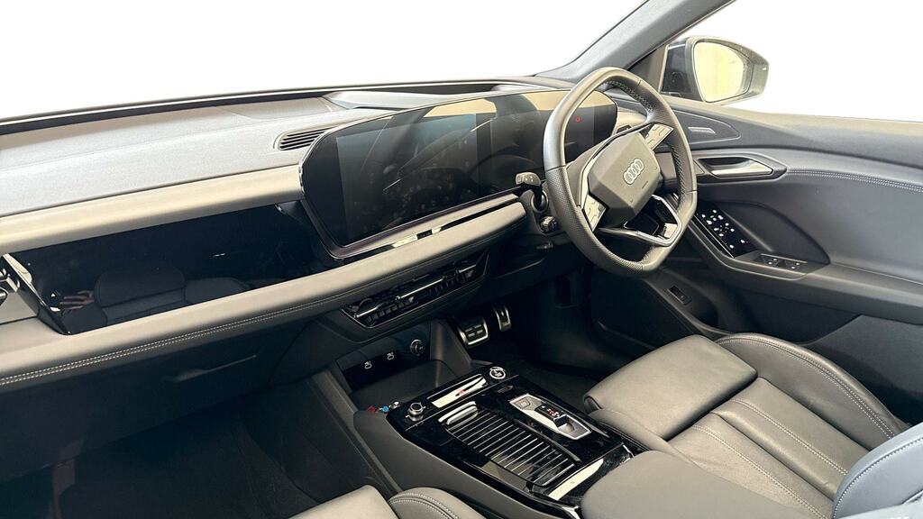 Audi Q6 E-Tron 225Kw Performance 100Kwh S Line Sv Black #2