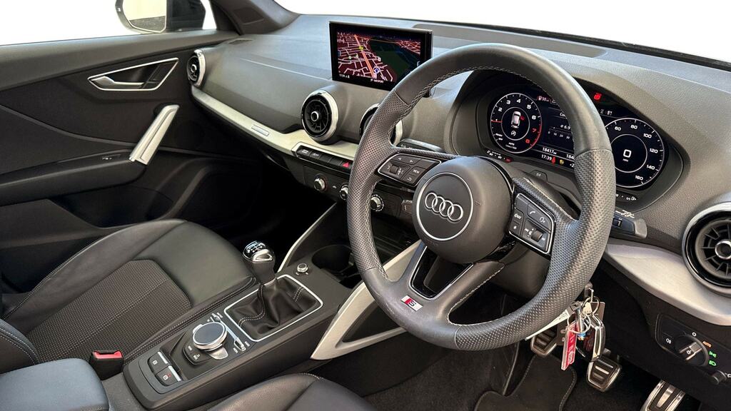 Audi Q2 30 Tfsi S Line VE73GOH Black #6