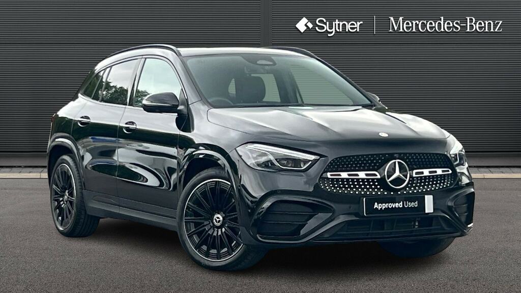 Mercedes-Benz GLA Class Gla 220D 4Matic Amg Line Premium Plus Black