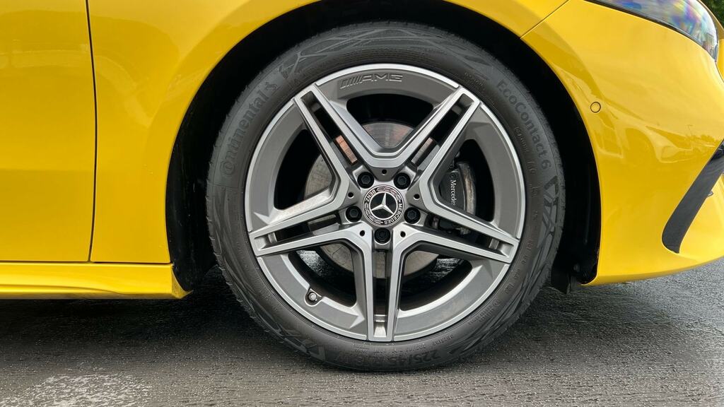 Mercedes-Benz A Class A200 Amg Line Executive KJ23XMW Yellow #5