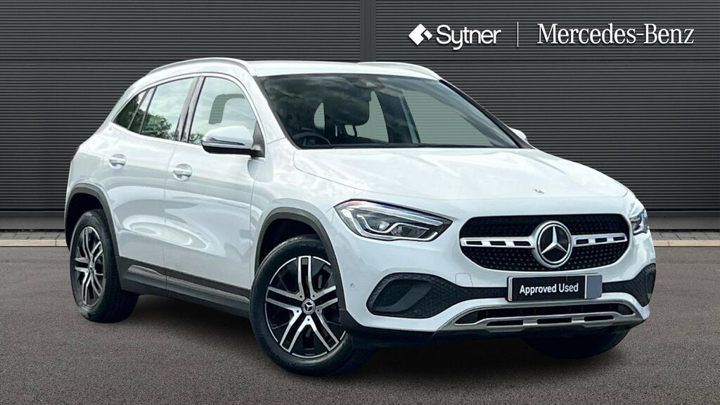 Mercedes-Benz GLA Class Gla 200 Sport Executive LK22ZGG White