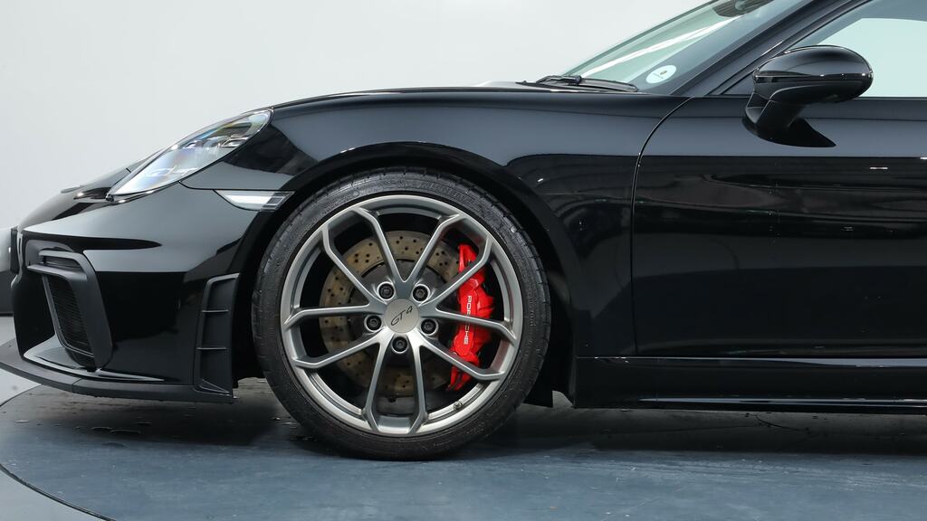 Porsche 718 Cayman 4.0 Gt4 Black #3