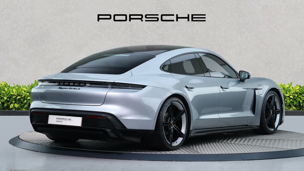 Porsche Taycan Plus 93.4Kwh Saloon Pink #7