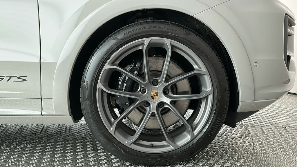 Porsche Cayenne Gts Tiptronic S Grey #6