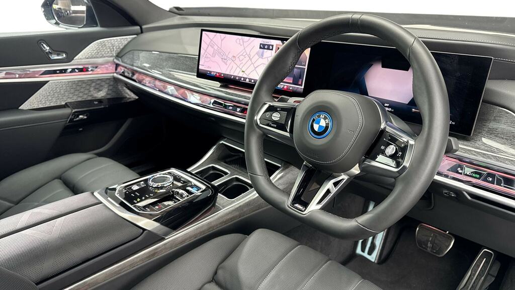 BMW i7 400Kw Xdrive60 M Sport 105.7Kwh Black #6