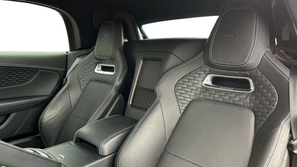 Jaguar F-Type 5.0 P450 Sc V8 R-dynamic Black Awd Red #4