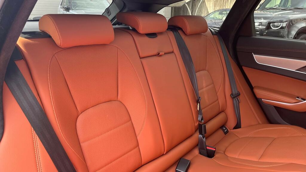 Jaguar XF 2.0 D200 R-dynamic Se Black Red #27