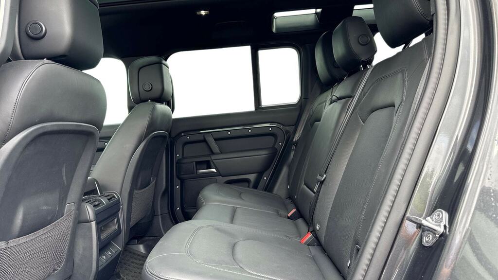 Land Rover Defender 110 3.0 D250 X-dynamic Hse 110 WT74DCU Grey #4