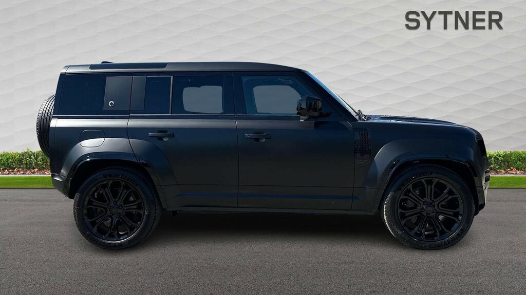 Land Rover Defender 110 4.4 P635 Octa Black 110 Black #5