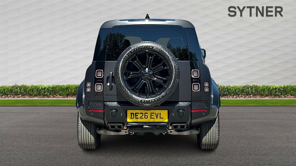 Land Rover Defender 110 4.4 P635 Octa Black 110 Black #6