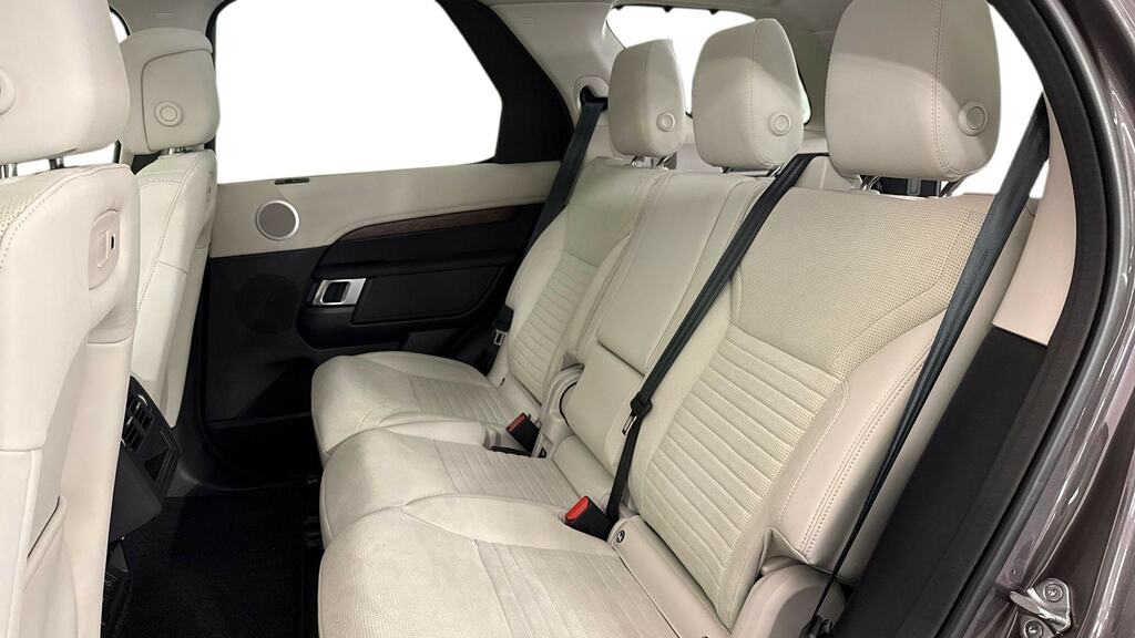 Land Rover Discovery 3.0 D350 Dynamic Se Grey #4