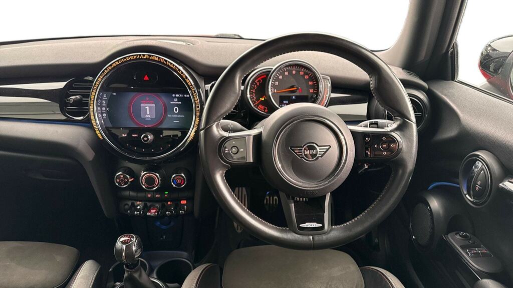 Mini Hatch 1.5 Cooper Sport WN71GYY Red #5