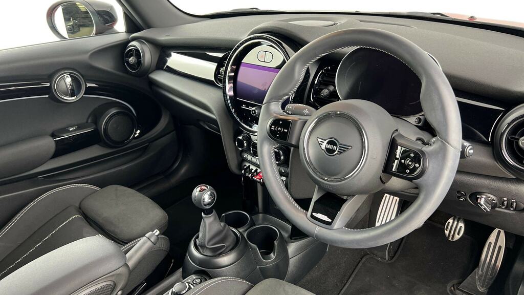 Mini Hatch 1.5 Cooper Exclusive Premium Red #6