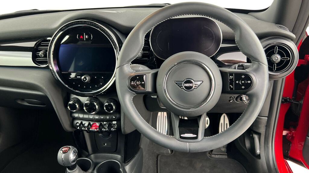 Mini Hatch 1.5 Cooper Exclusive Premium Red #5