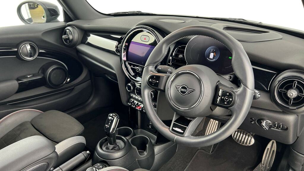 Mini Hatch 1.5 Cooper Sport Comfortnav Pack BD22NFC Green #6