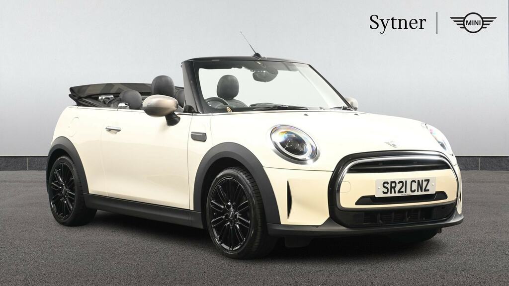 Mini Convertible 1.5 Cooper Exclusive Comfortnav Pack White