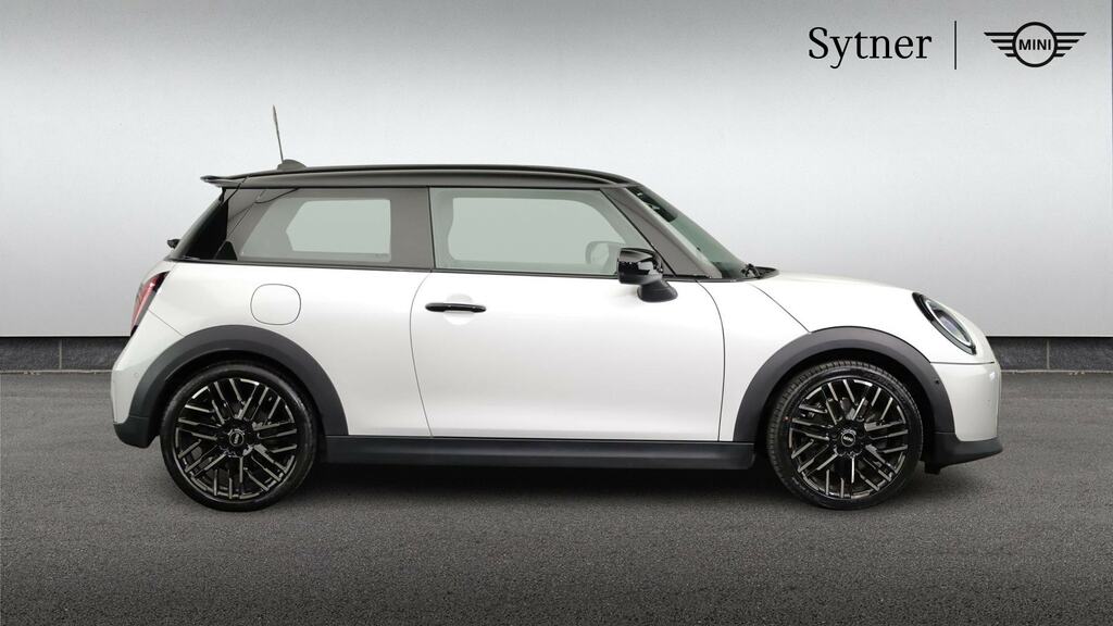 Mini Hatch 2.0 S Exclusive YO24MPF White #3