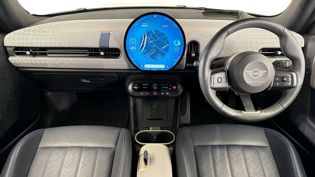 Mini Hatch 2.0 S Exclusive YO24MPF White #4