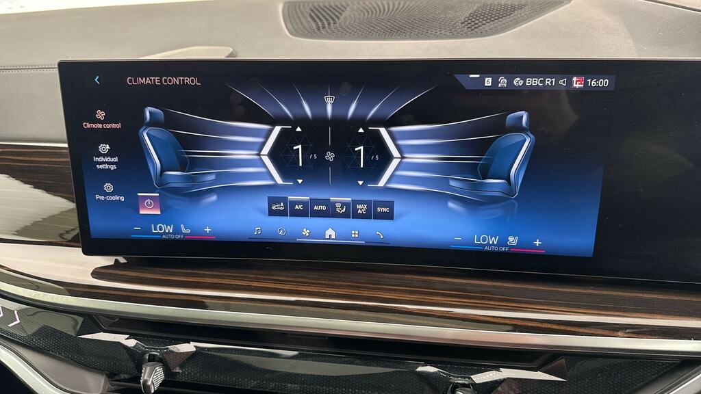 BMW X7 M60i Xdrive Grey #27