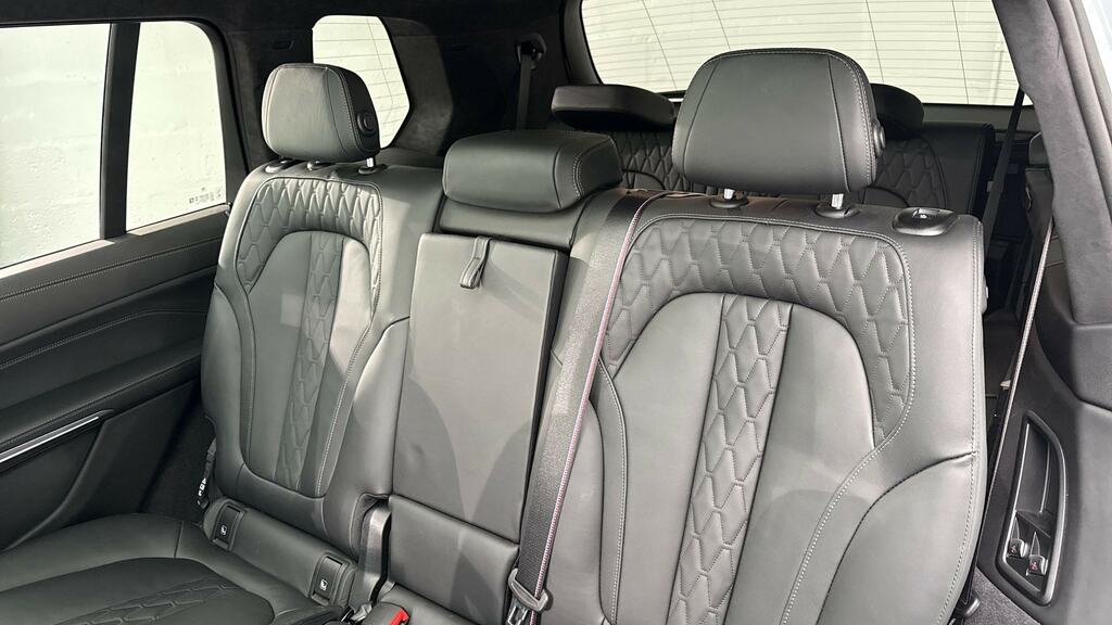 BMW X7 M60i Xdrive Grey #12