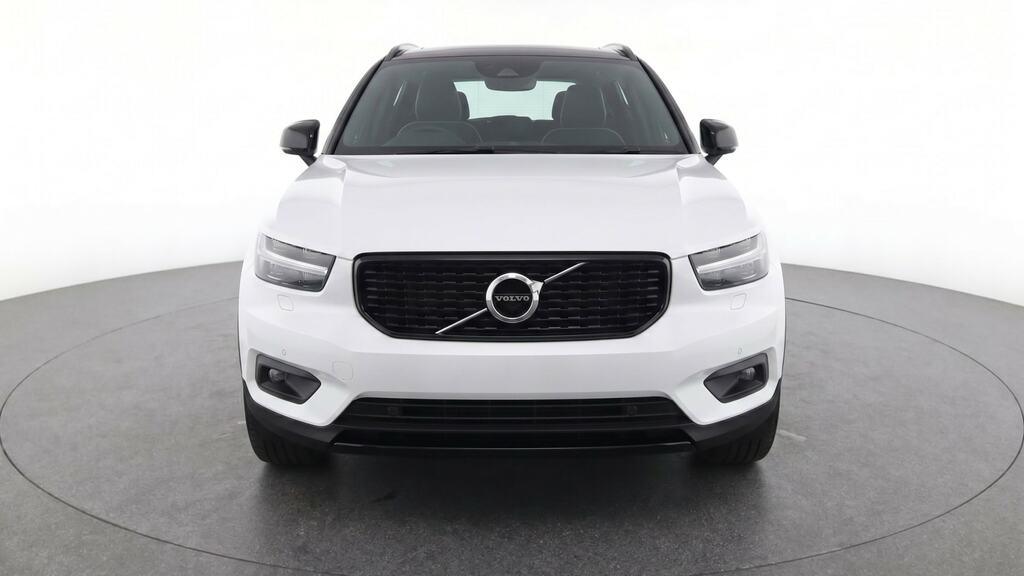 Volvo XC40 2.0 B4p R Design White #5